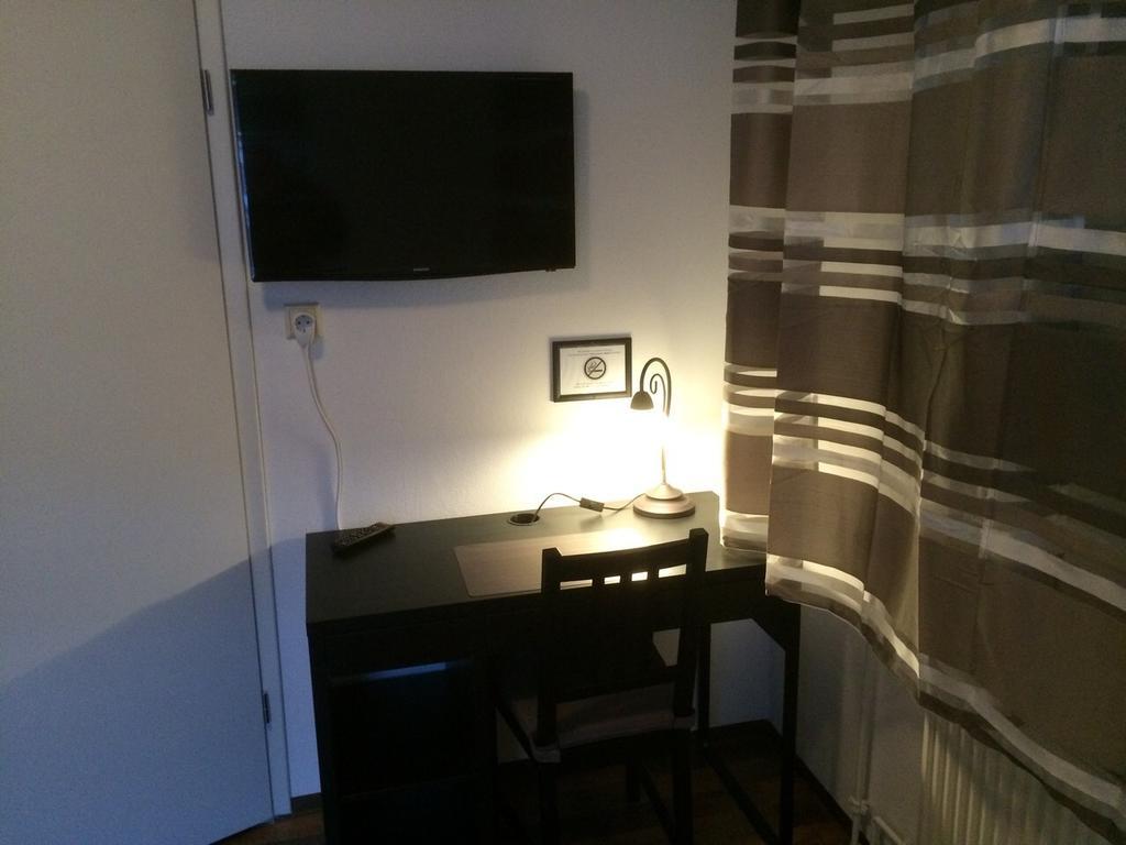 Hotel Engel Waldbronn Ruang foto