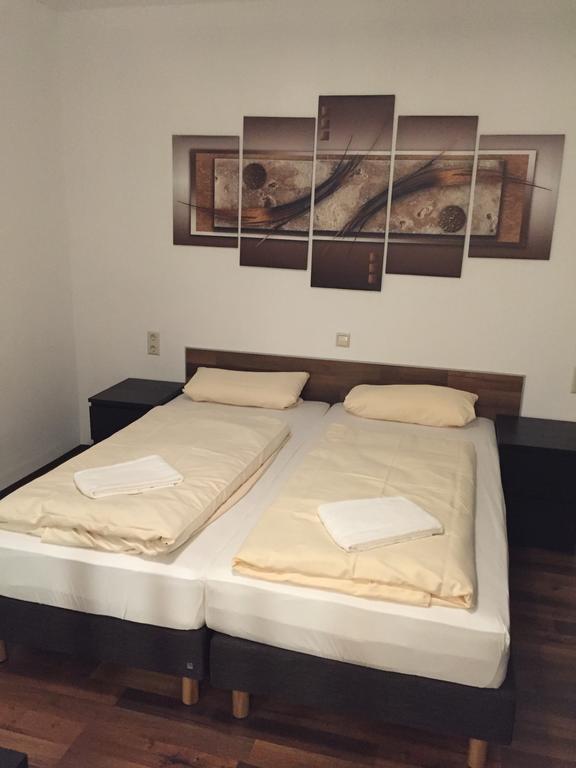 Hotel Engel Waldbronn Bagian luar foto